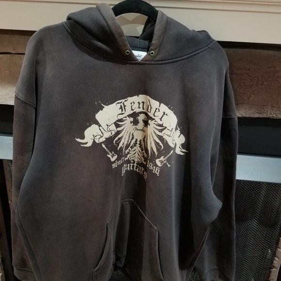 fender sweatshirt